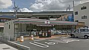 セブンイレブンさいたま鹿手袋3丁目店 857m