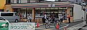 セブンイレブン鳩ケ谷坂下3丁目店 徒歩10分。コンビニ 770m