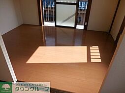 光ハイツ 1階2DKのリビング/ダイニング