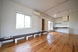 ＡＵＲＡ243多摩平の森 1階1LDKのリビング/ダイニング