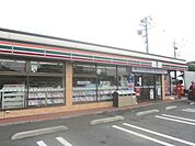 セブンイレブン昭島玉川町5丁目店 徒歩4分。コンビニ 260m