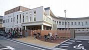 向原保育園 882m