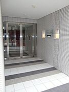 エントランスにはオートロック付きです