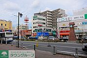 下総中山駅(JR 総武本線) 徒歩10分。 730m