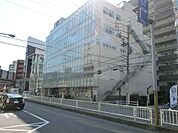 ワイズマート浦安本店 677m