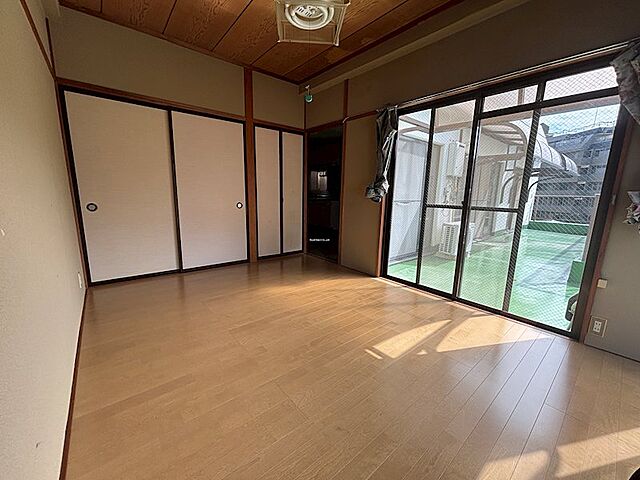 寝室