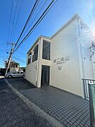 駐車場　月額9900円（税込）