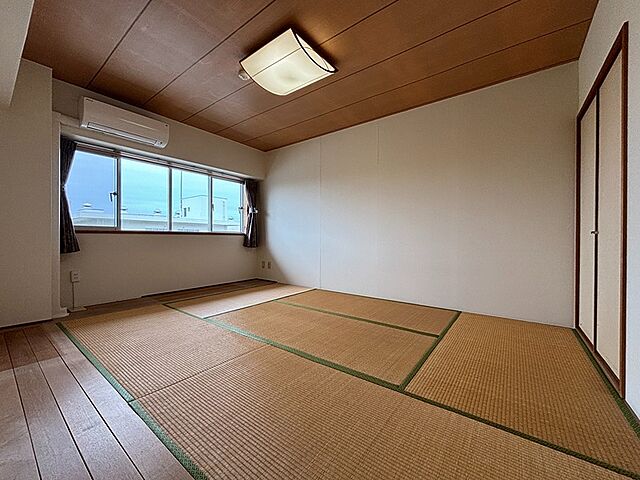 寝室