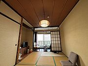天井も電器も綺麗です。
