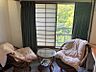 その他：【リビング】窓から山並みを愉しむことができます。