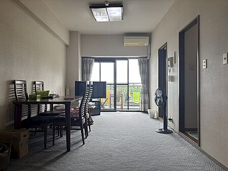 眺望：遮るもののない富士山一望の景色をお部屋で。