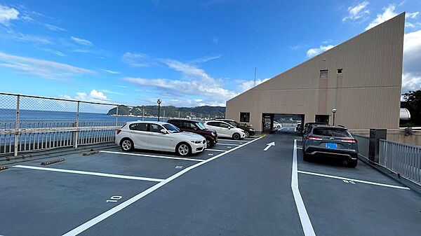 駐車場を拡大表示