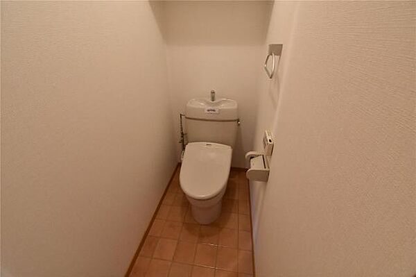 画像8:シャワー付トイレ