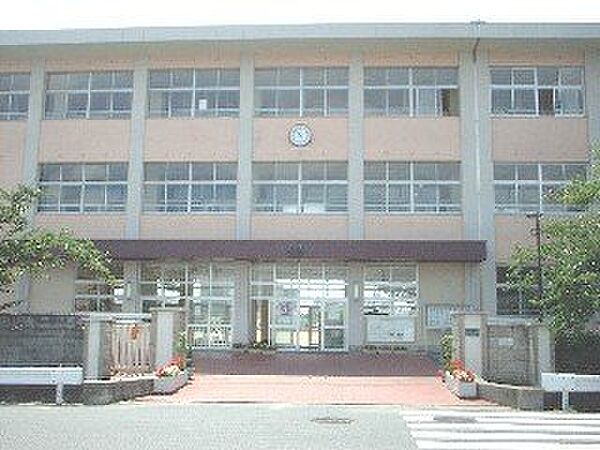 画像17:姫路市立網干中学校まで600ｍ