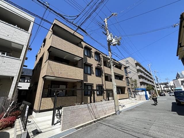 6 / 13