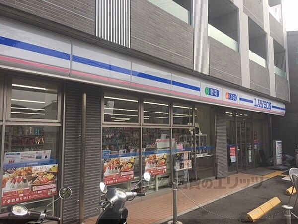 画像18:ローソン　京都金閣寺前店まで270メートル