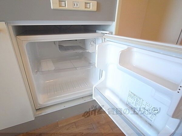 画像27:小型冷蔵庫