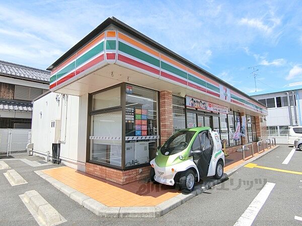 周辺：セブンイレブン　能登川垣見店まで1600メートル