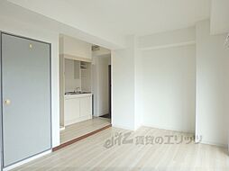 JR東海道・山陽本線 大津駅 徒歩7分の賃貸マンション 2階ワンルームのリビング/ダイニング