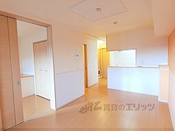 プラシード緑町 201 2階2LDKのリビング/ダイニング