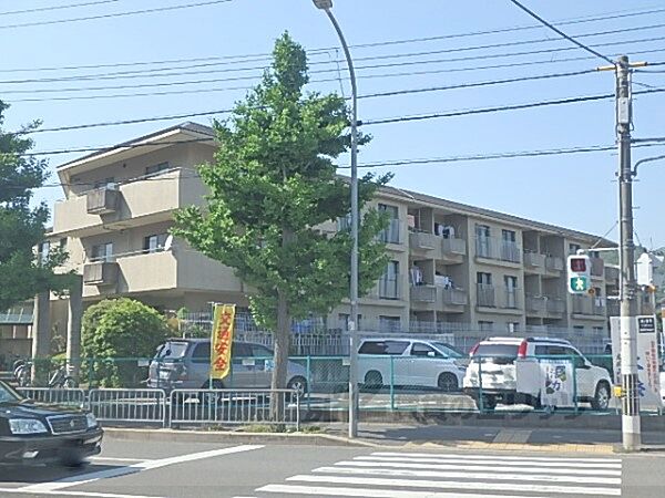 京都府京都市右京区嵯峨広沢御所ノ内町(賃貸マンション2LDK・2階・66.30㎡)の写真 その1