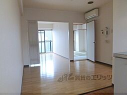 阪急京都本線 西京極駅 徒歩8分の賃貸マンション 4階2LDKのリビング/ダイニング