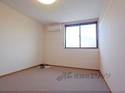 レオパレス鳴滝 203 2階1Kのリビング/ダイニング