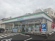 ファミリーマート　かどの七条店まで350メートル