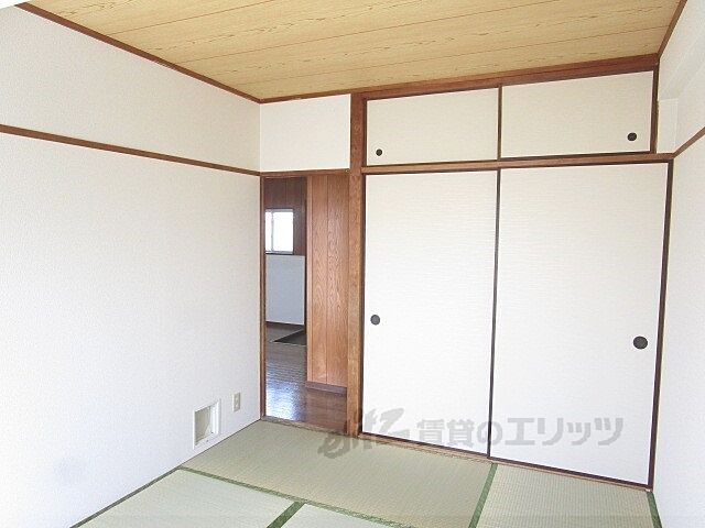 寝室