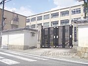 鷹峯小学校まで800メートル