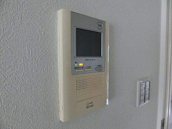 インターホン