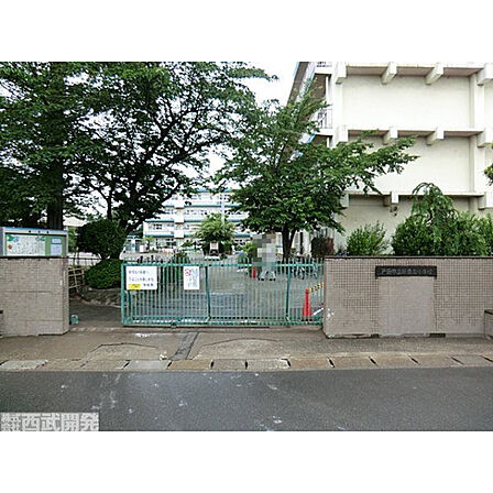 新曽北小学校