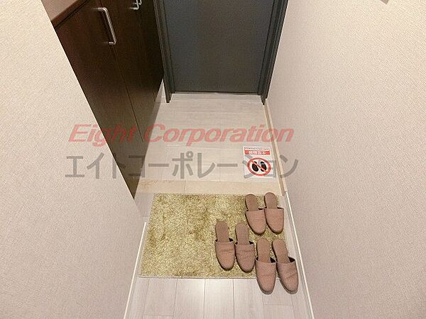 玄関を拡大表示