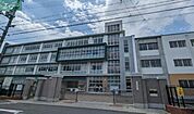 岡山市立鹿田小学校 192m