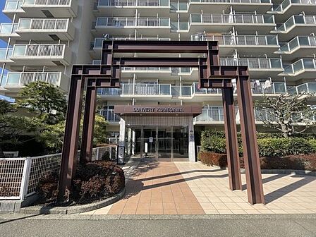 掃除の行き届いた綺麗なエントランス。管理体制良好です。