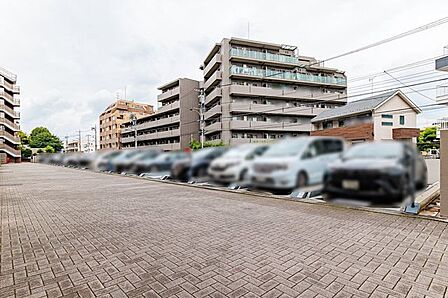 【駐車場】※空き状況の詳細に関しては担当者までご確認ください。