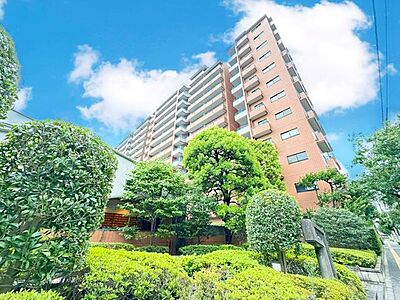 外観:大切なペットと一緒に暮らせる「ペット飼育可」のマンションです。(※細則有) 外観:大切なペットと一緒に暮らせる「ペット飼育可」のマンションです。(※細則有)