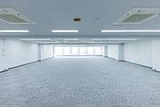 貸室内