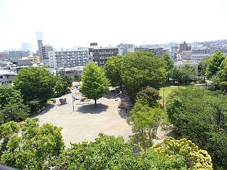 社宮司公園 220m