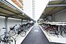 その他：きちんと整頓された自転車置き場。管理状態の良さがうかがえます。