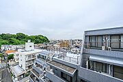 7階部分のため眺望良好です。晴れた日には青空が広がります