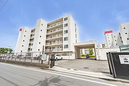 外観総戸数225戸×伊藤忠商事旧分譲・竹中工務店施工。