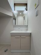 洗面室も広く取られ家事もしやすく複数人入っても大丈夫です！