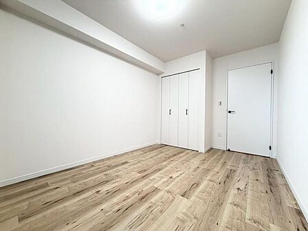自分らしい時間を楽しめる洋室です