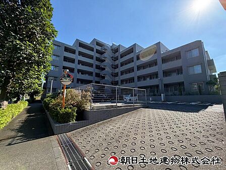 地域に根ざした、暮らしやすい住まいで心地よい日々を送りましょう