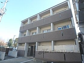 グロリアス深草 301 ｜ 京都府京都市伏見区深草西浦町6丁目（賃貸マンション1K・3階・24.08㎡） その1