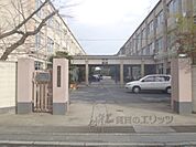 樫原中学校まで1200メートル