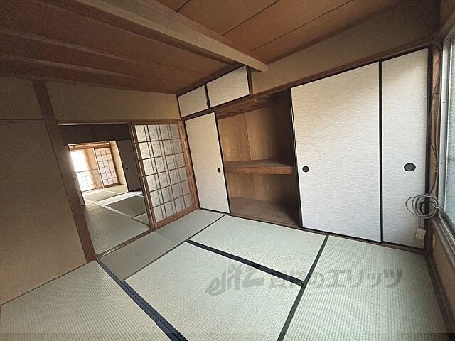 寝室