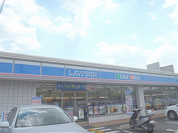 画像24:ローソン　宇治伊勢田店まで600メートル