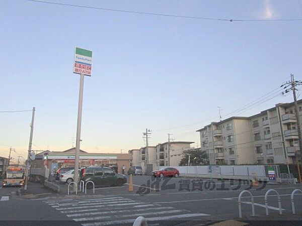 周辺：ファミリーマート　大山崎円明寺店まで1900メートル